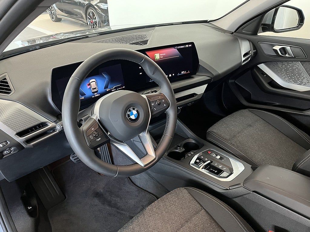 BMW 120 2025, kuva 6/18