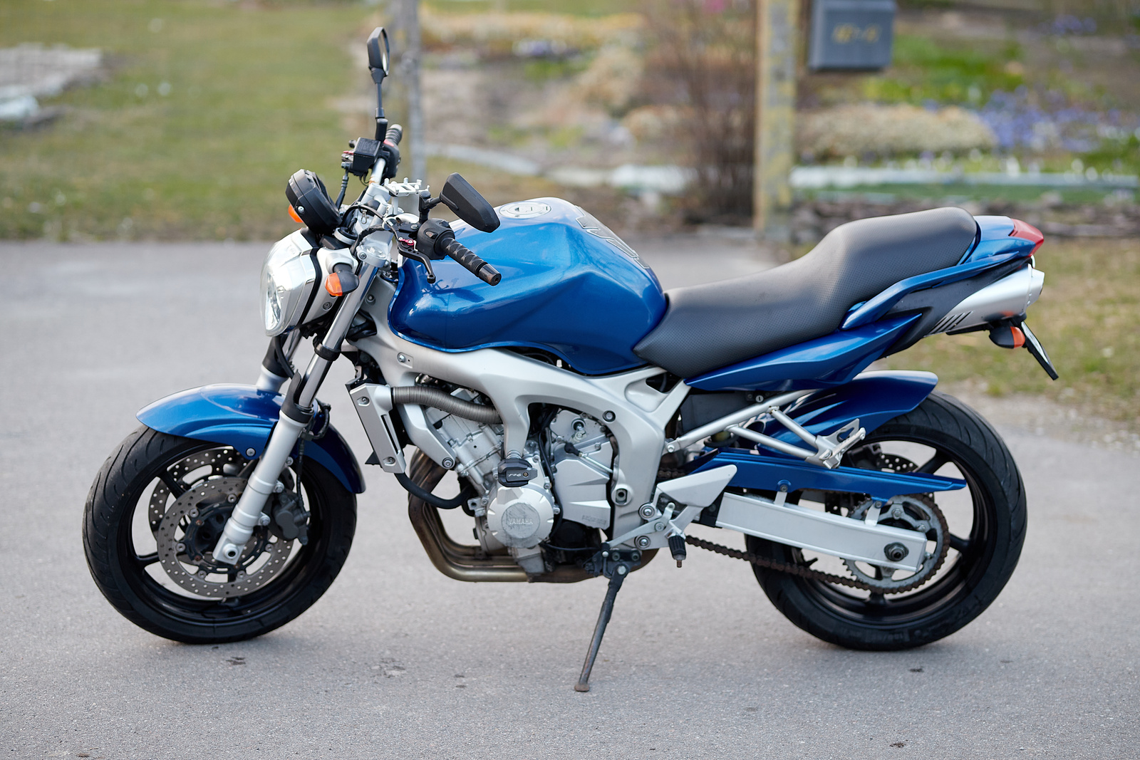 Yamaha FZ6-N 2004, photo 4/11