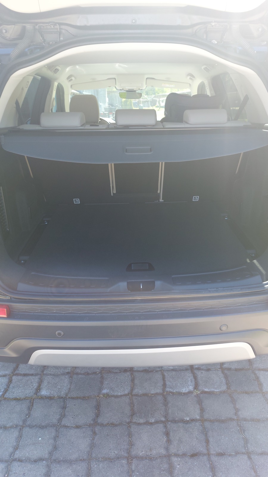Land Rover Discovery Sport 2022, photo 6/7