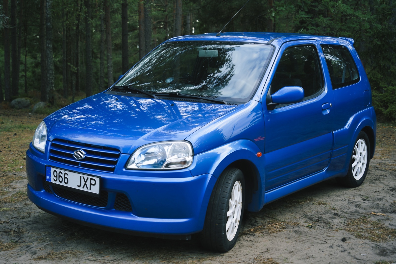 Suzuki Ignis 2004, photo 2/10