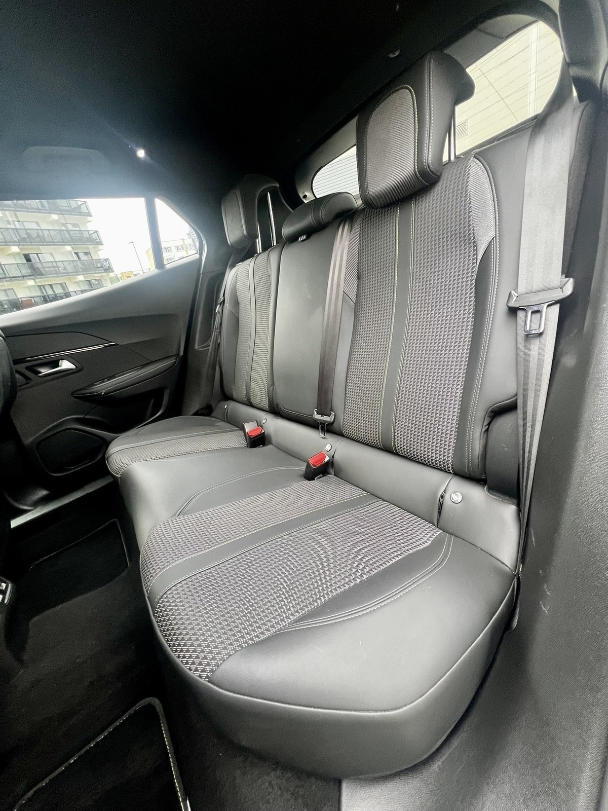 Peugeot 2008 2022, kuva 6/17