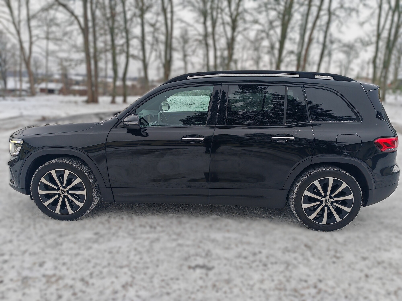 Mercedes-Benz GLB 180 2021, photo 3/12