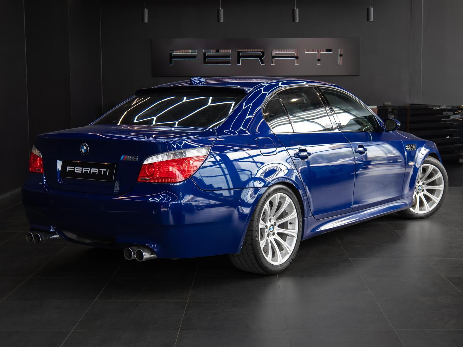 BMW M5 2005, photo 2/14