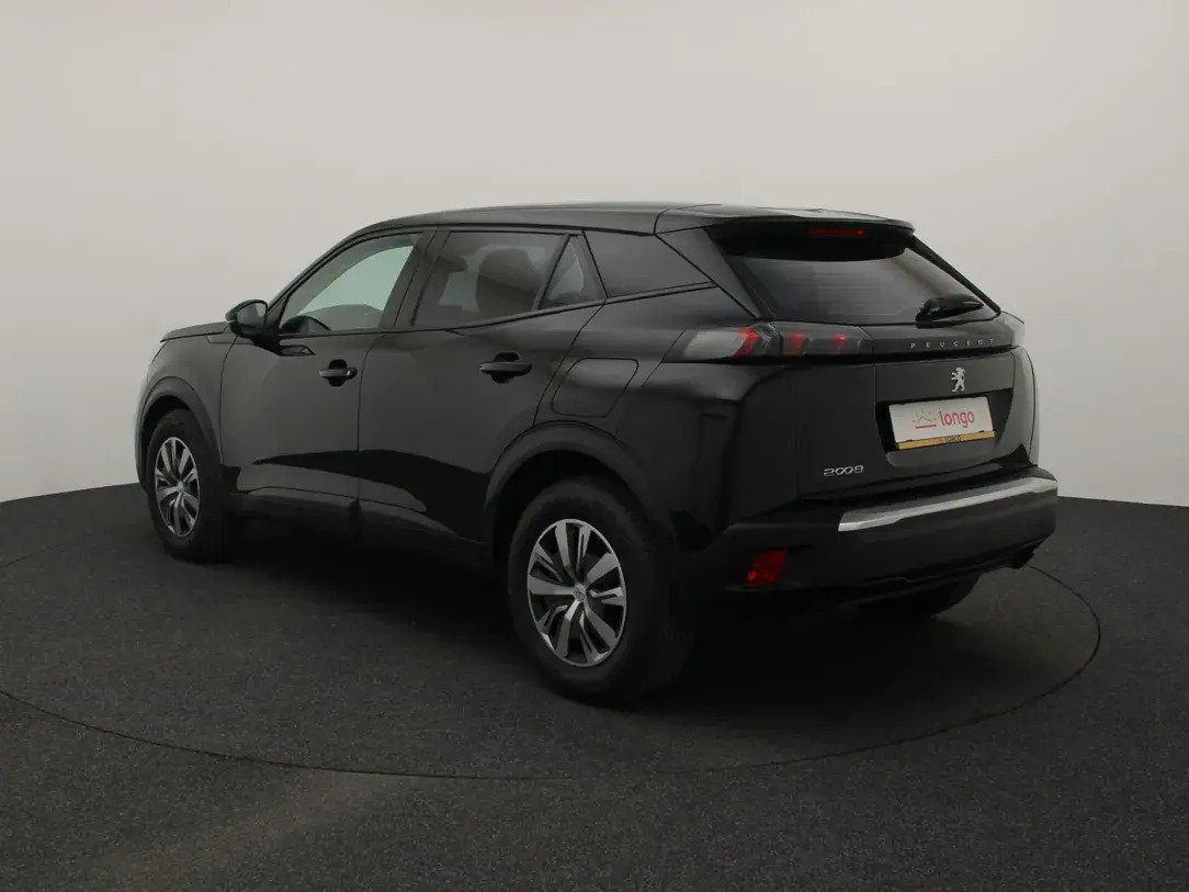Peugeot 2008 Active 1.2 74kW 2021, photo 7/10