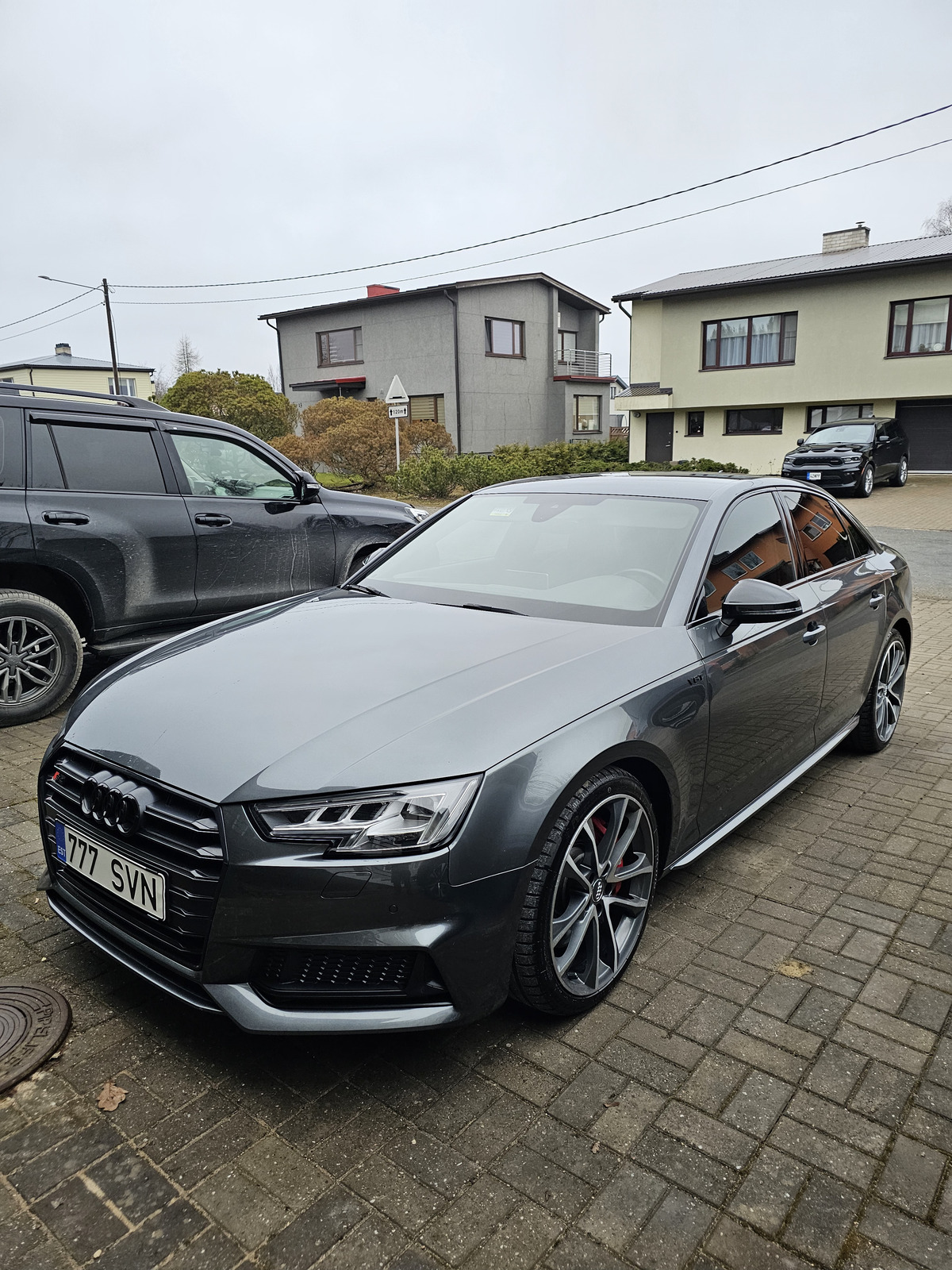 Audi S4