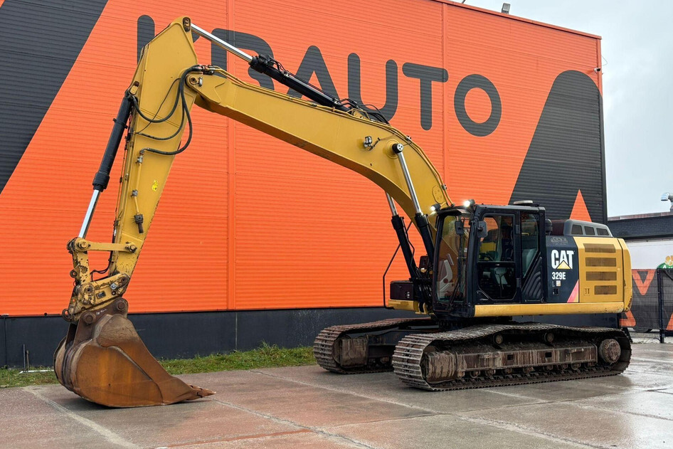 Caterpillar 329 EL, 179 kW, diesel