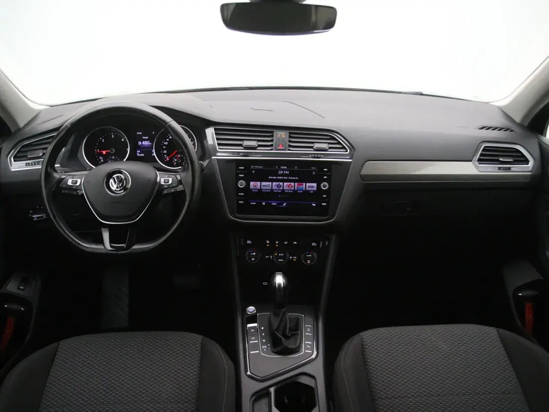 Volkswagen Tiguan 2021, photo 2/34