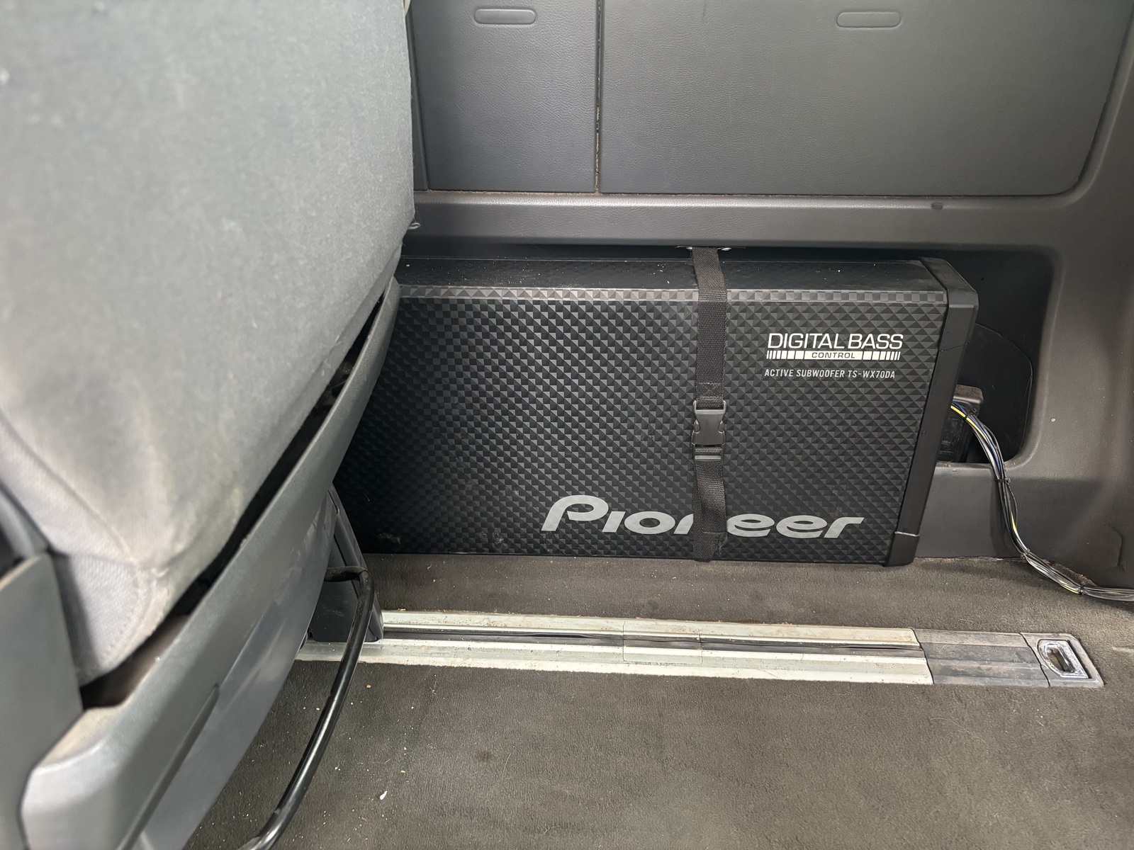 Volkswagen Multivan 2005, photo 6/7