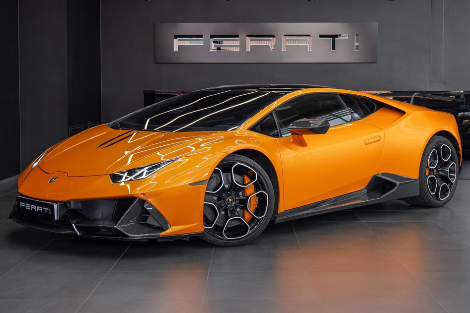 Lamborghini Huracán, 2022, 5.2, 470 kW, petrol, automatic, four-wheel drive