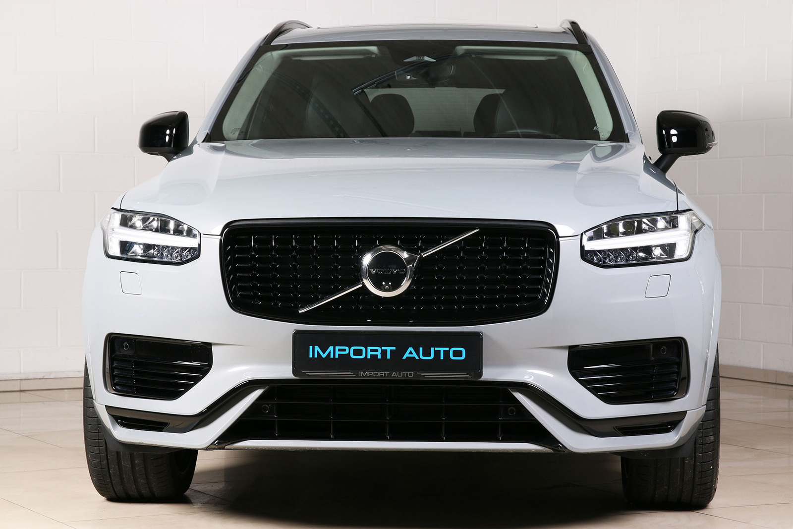 Volvo XC90 2024, photo 2/10