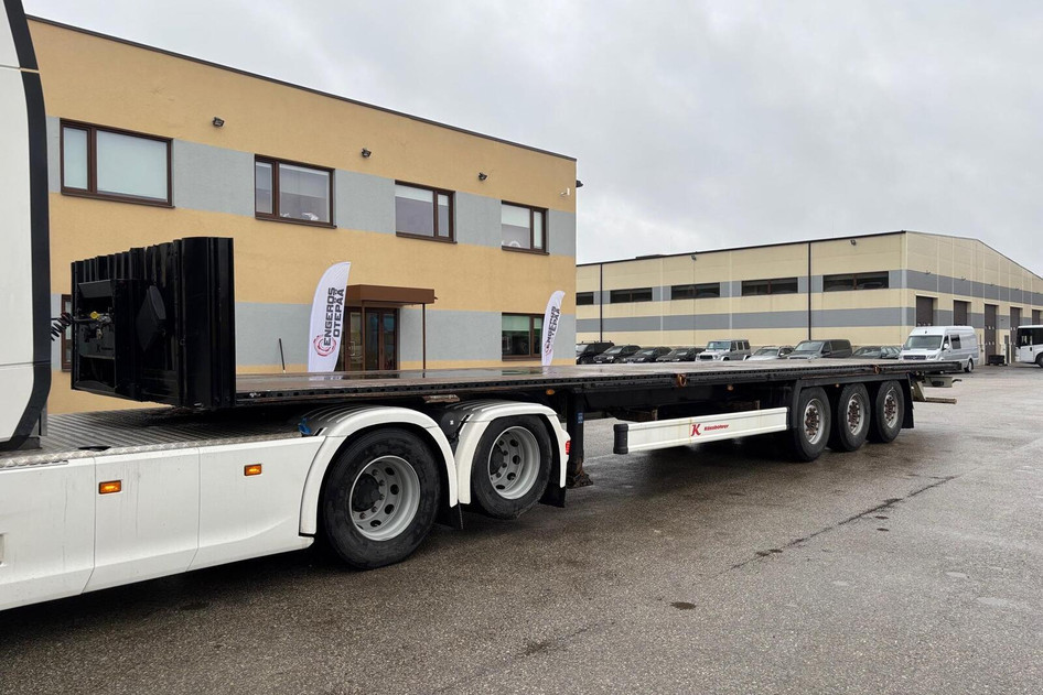 Kässbohrer XS + LIFTING AXLE, 2018