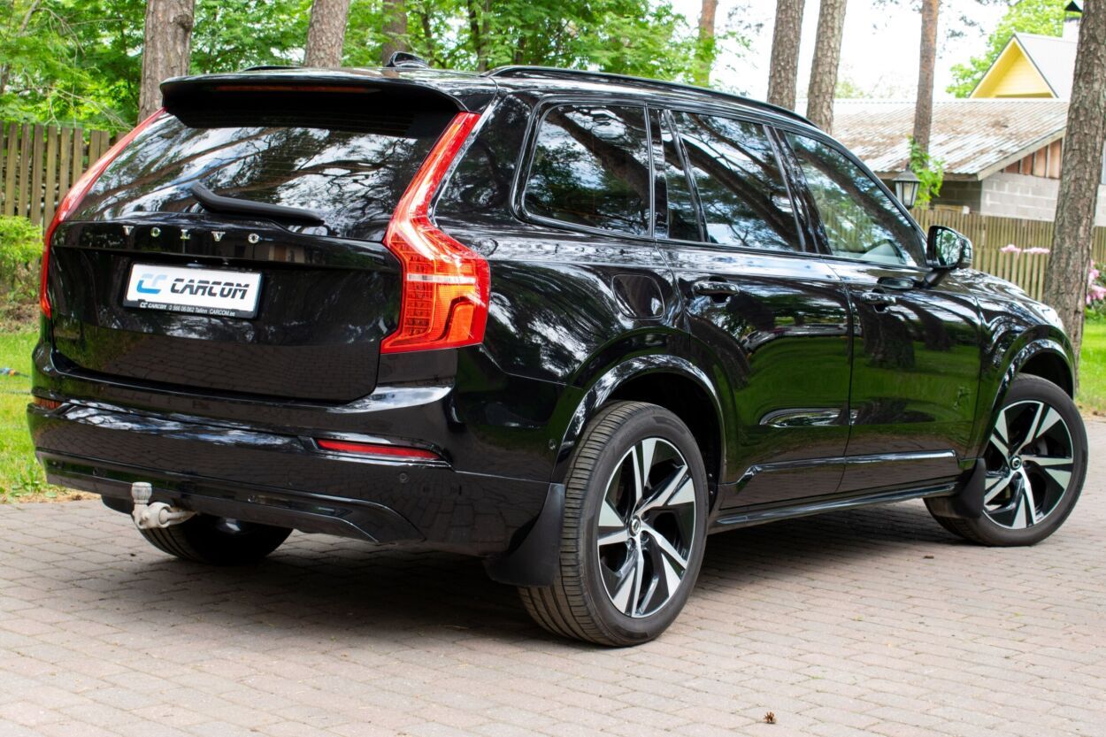 Volvo XC90 2022, photo 2/18
