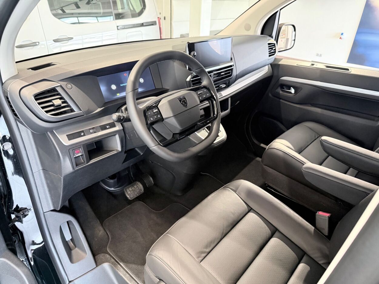 Peugeot Traveller 2026, photo 7/13