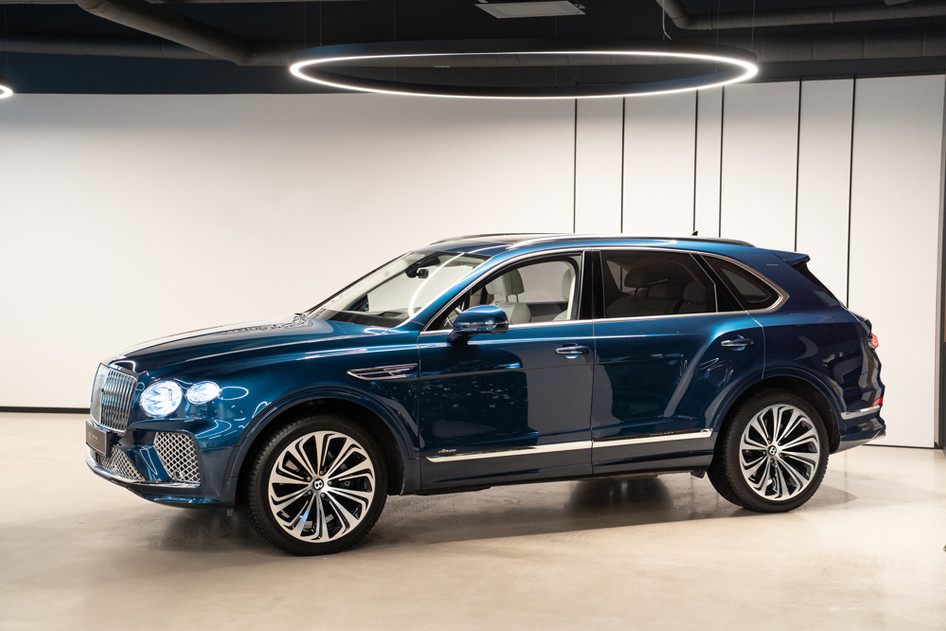Bentley Bentayga, 2024, 4.0, 404 kW, petrol, automatic, all-wheel drive