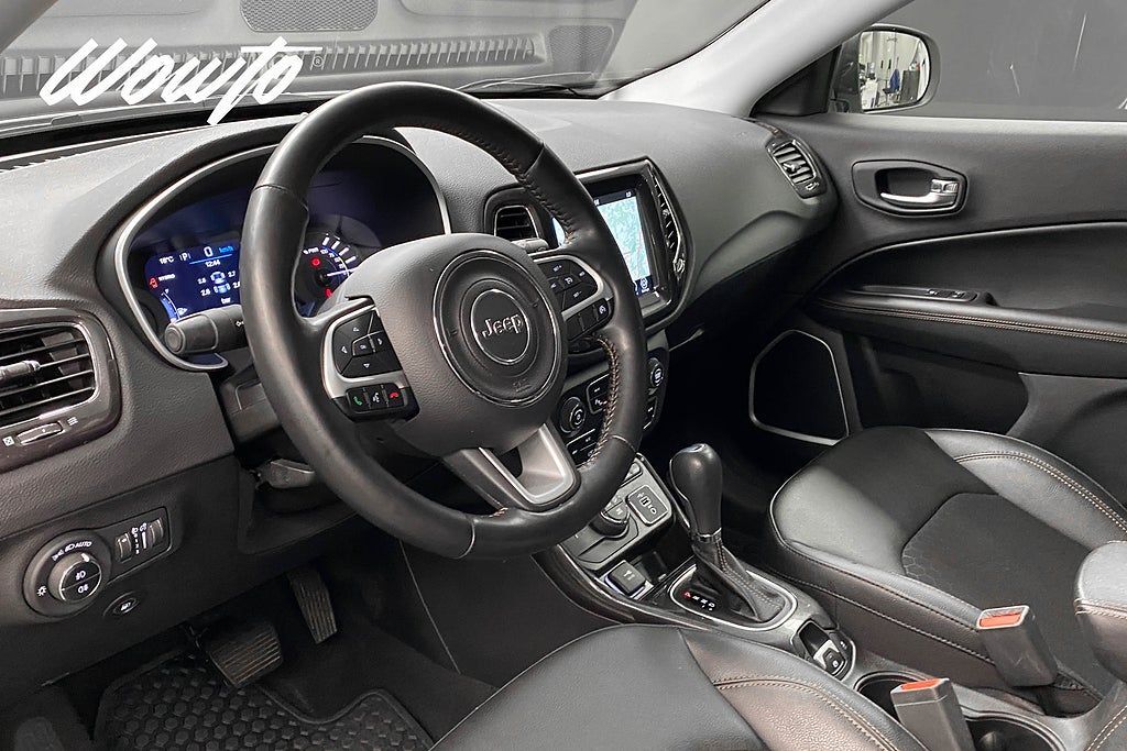 Jeep Compass 2020, photo 6/28