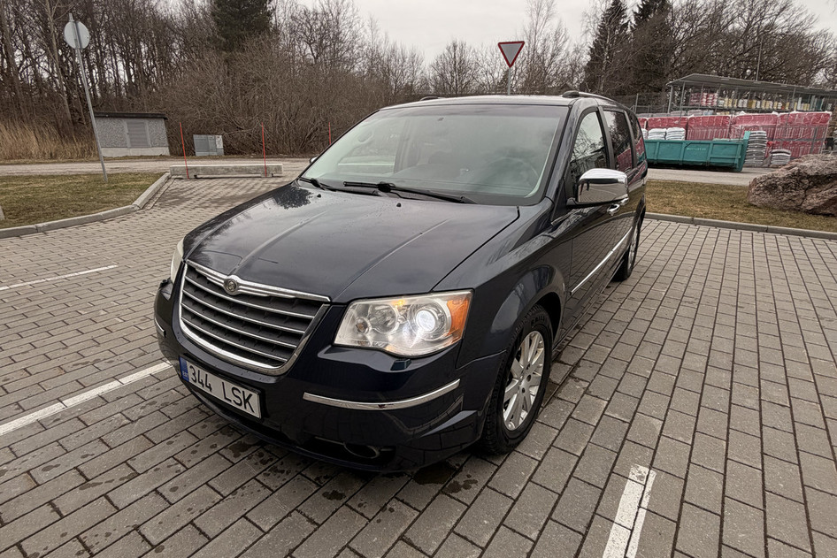 Chrysler Grand Voyager, 2008, 3.8, 142 kW, petrol, automatic, front-wheel drive