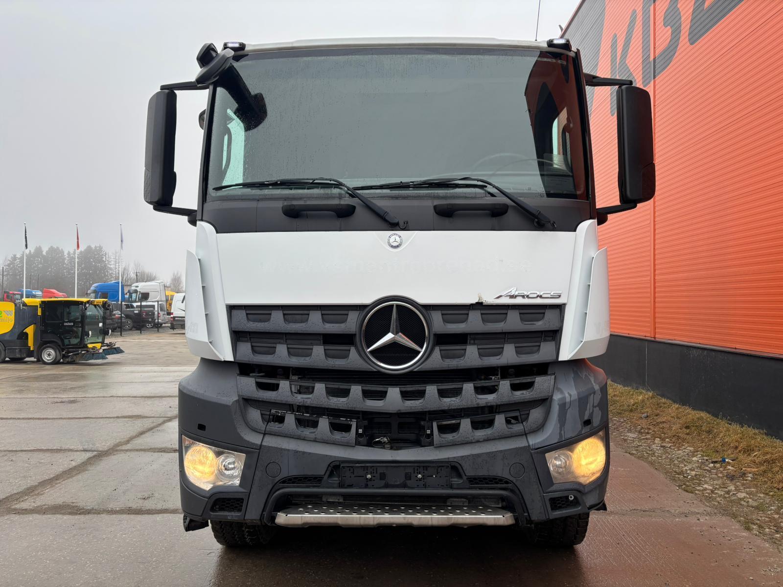 Mercedes-Benz Arocs 4151 8x4 2016, kuva 3/26