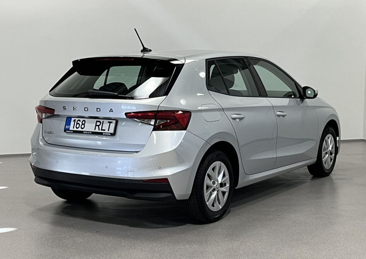 Škoda Fabia 2024, photo 2/10