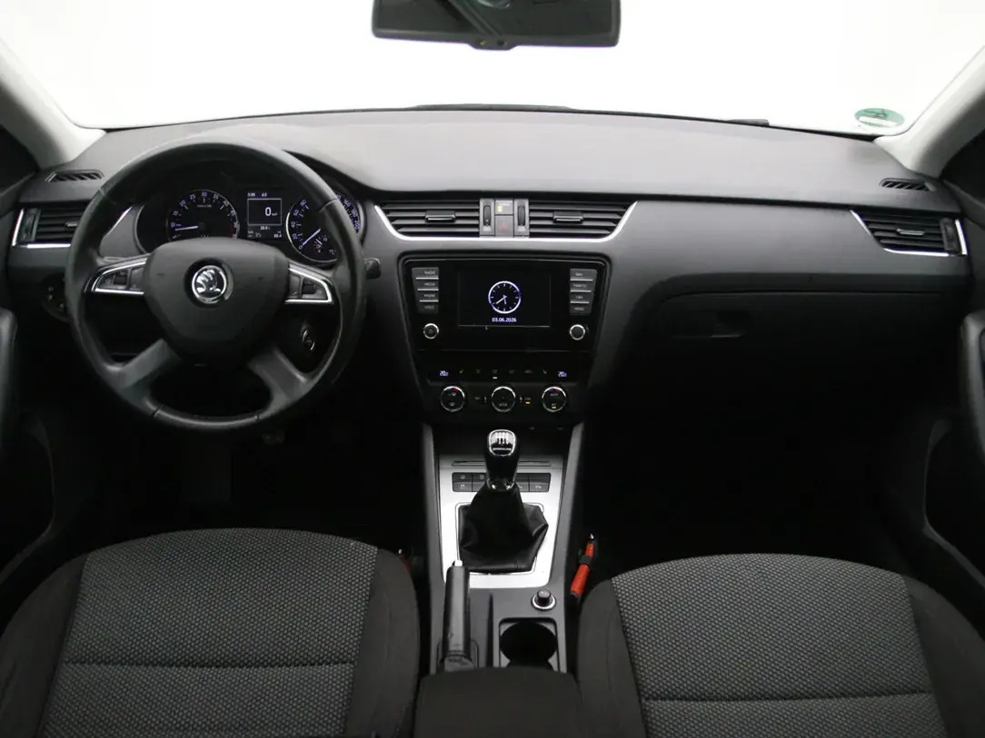 Škoda Octavia 2014, photo 2/34