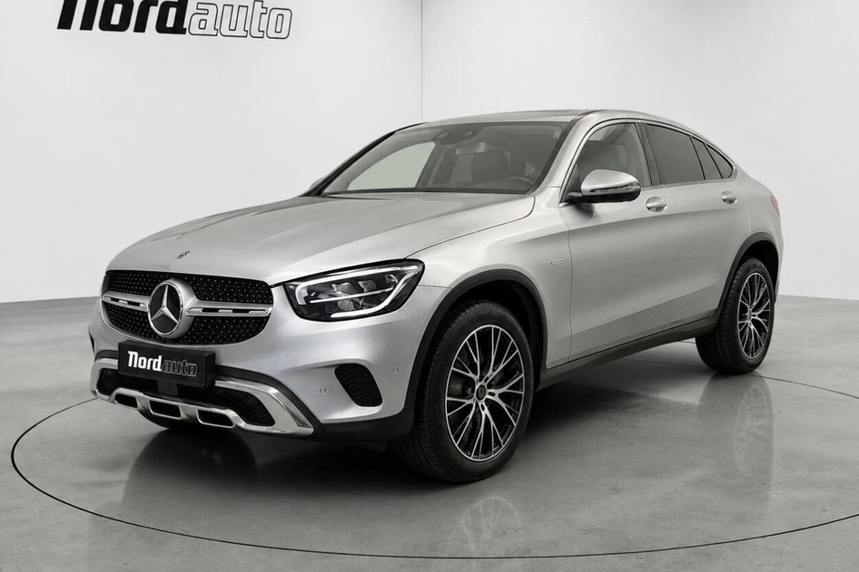 Mercedes-Benz GLC 300, 2021, 2.0, 155 kW, подключаемый гибрид (бензин/электричество), автомат, полный привод