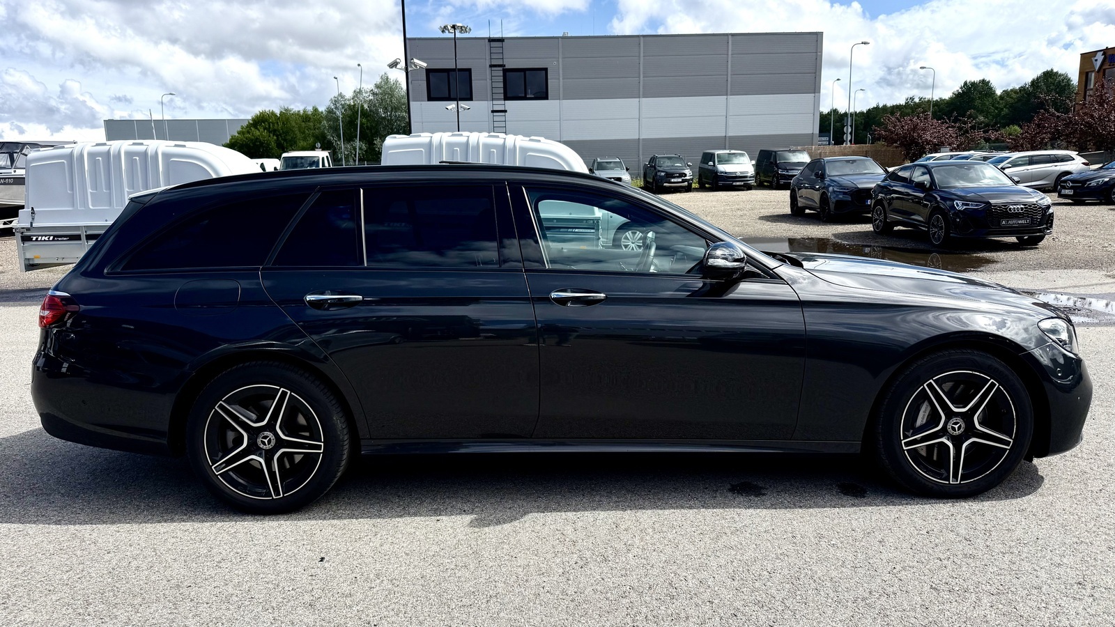 Mercedes-Benz E 300 2022, kuva 7/37