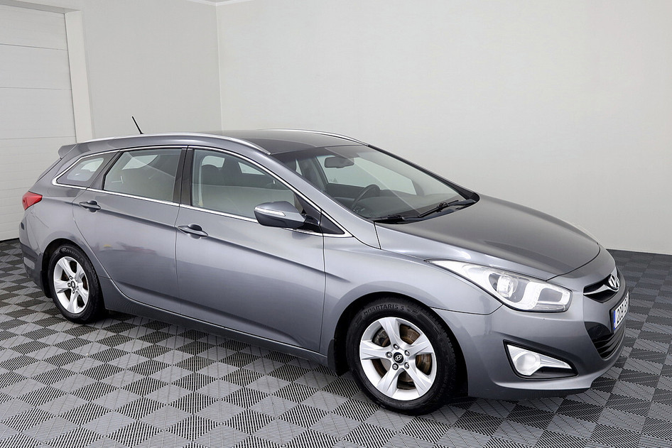 Hyundai i40, 2012, 1.7, 135 kW, дизель, автомат, передний привод