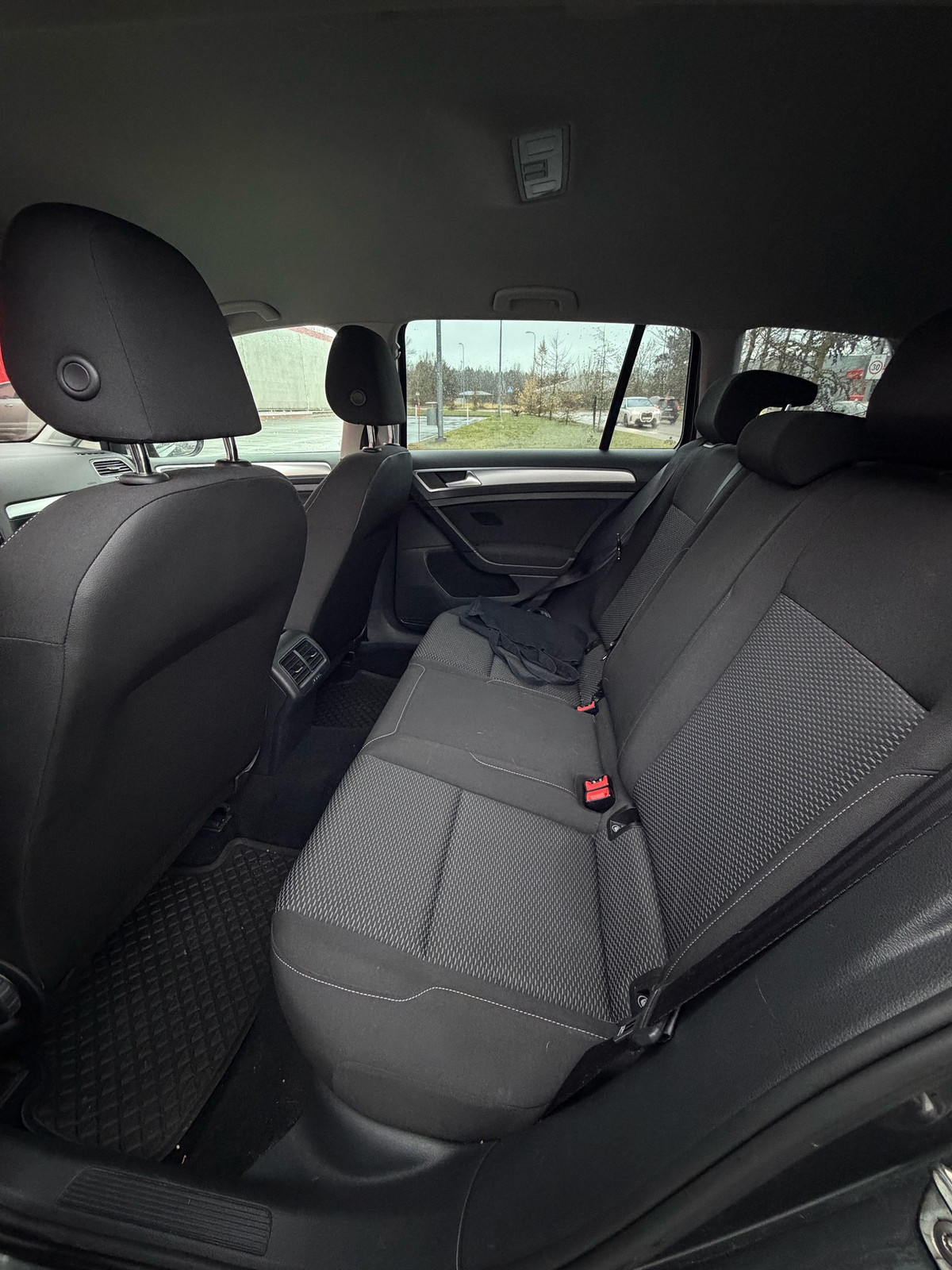 Volkswagen Golf 2018, kuva 6/10
