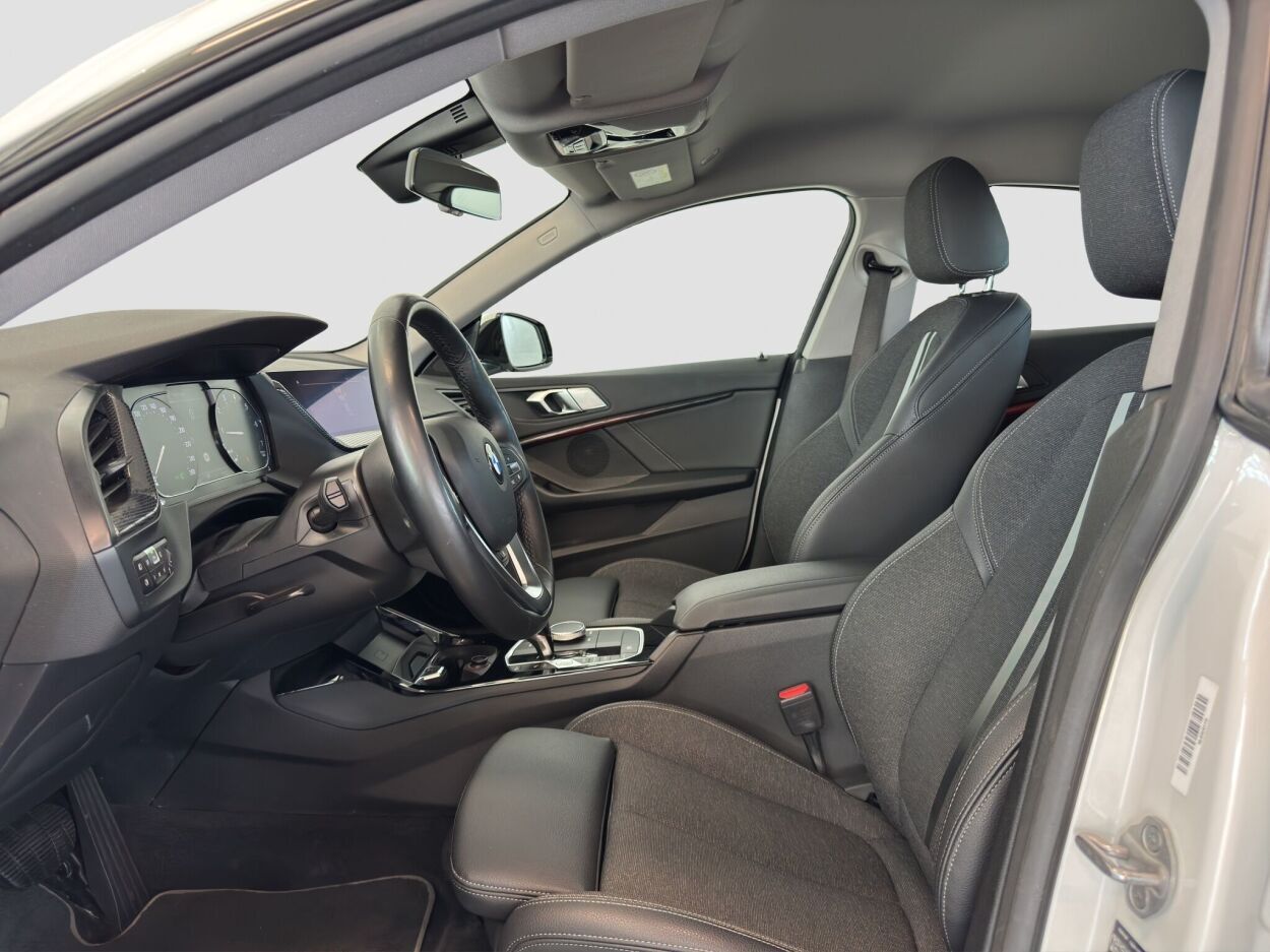 BMW 218 2020, kuva 6/10