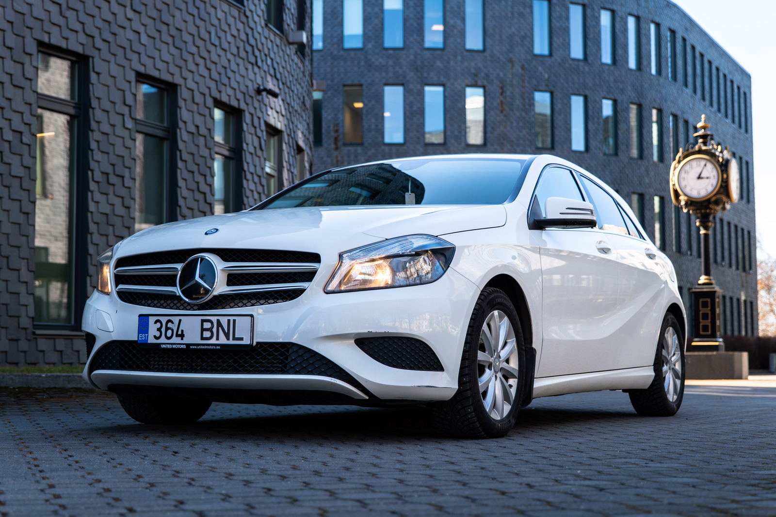 Mercedes-Benz A 180