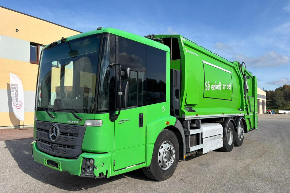 Mercedes-Benz ECONIC 2630 NGT, 2017, 222 kW, cng, automatic