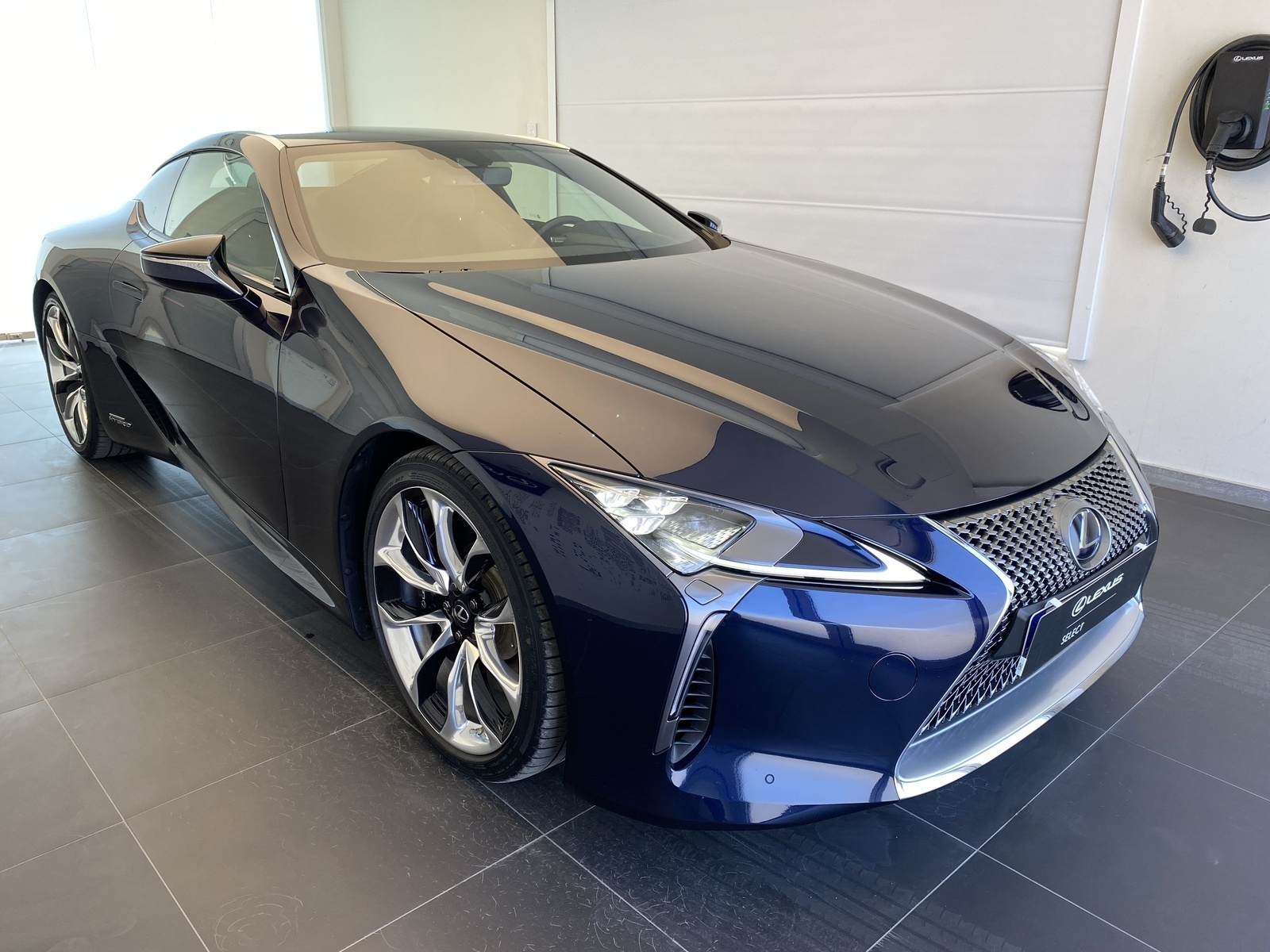 Lexus LC 500h 2022, kuva 5/10