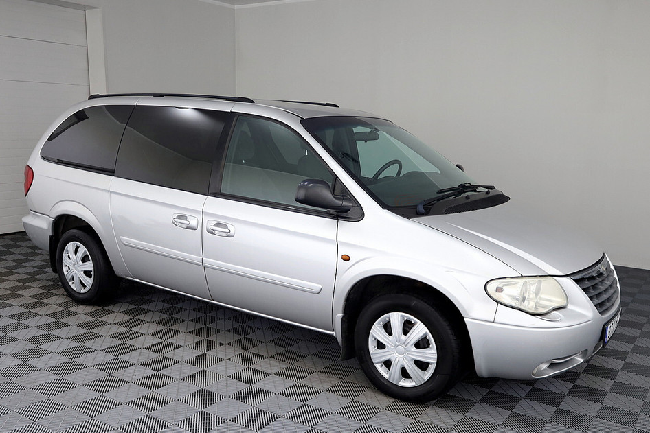 Chrysler Grand Voyager, 2004, 2.8, 110 kW, diesel, automatic, front-wheel drive