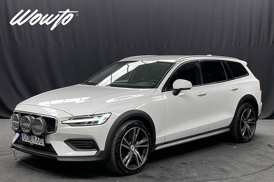 Volvo V60 Cross Country, 2021, 2.0, 145 kW, diisel, automaat, nelikvedu