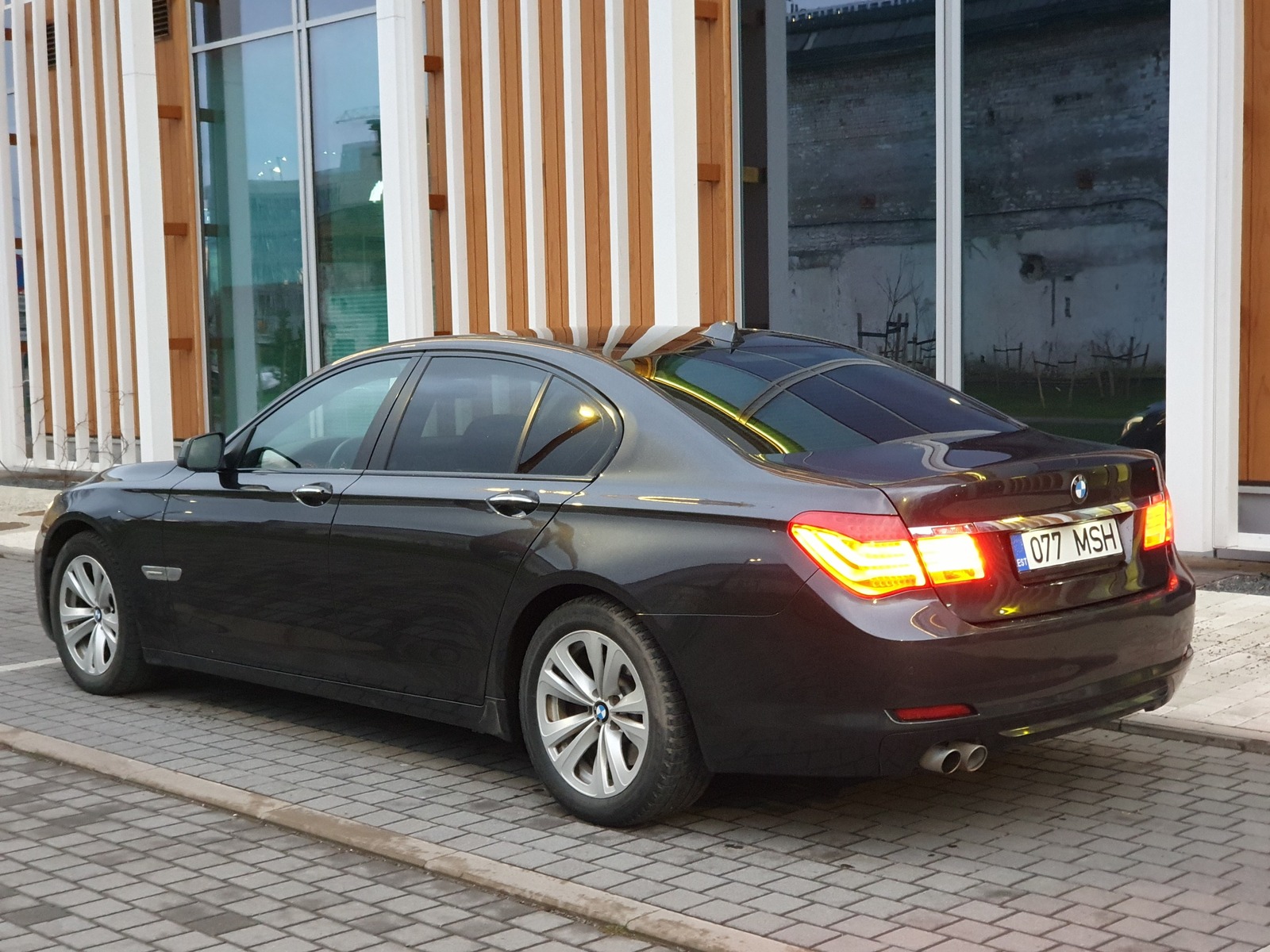 BMW 730 2009, photo 3/14