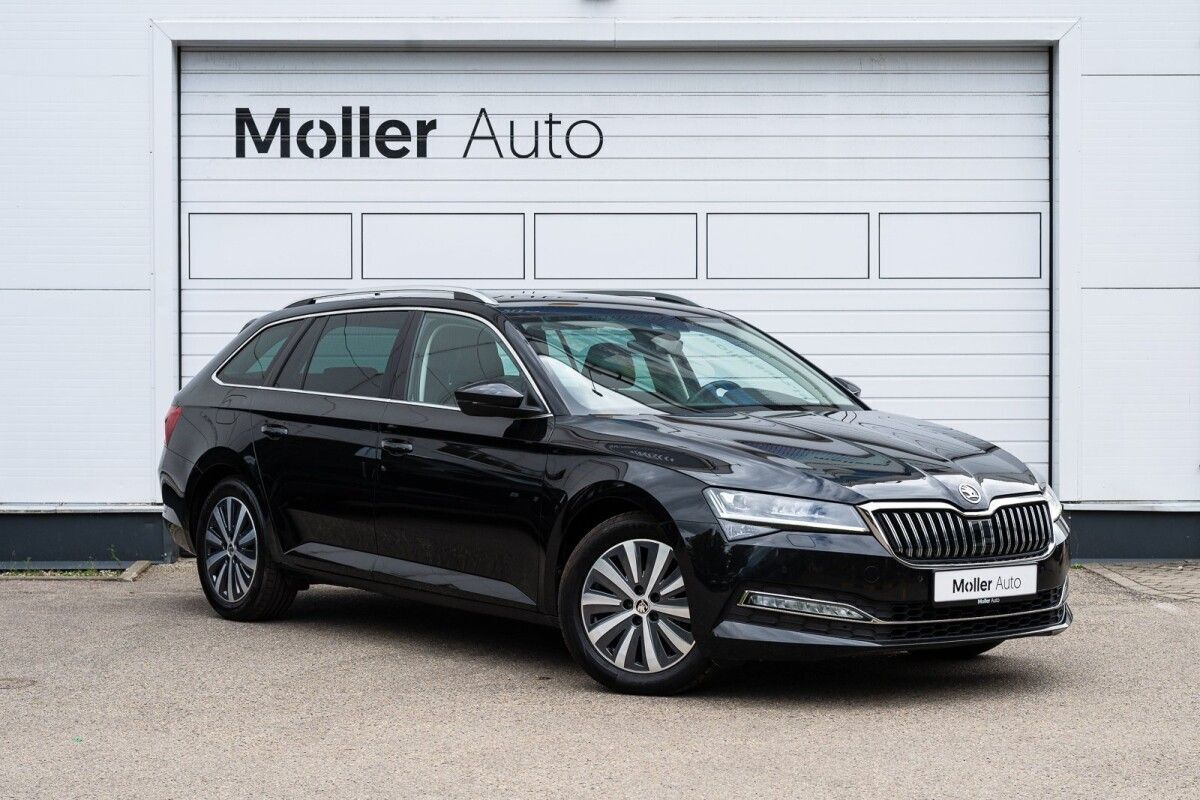 Škoda Superb 2023, kuva 2/10