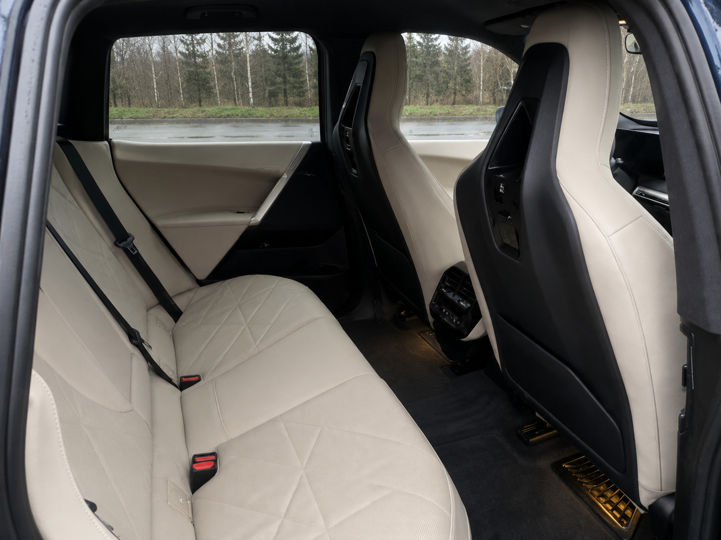 BMW iX 2024, kuva 4/7