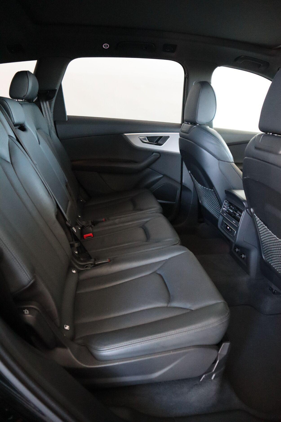 Audi Q7 2021, kuva 3/12