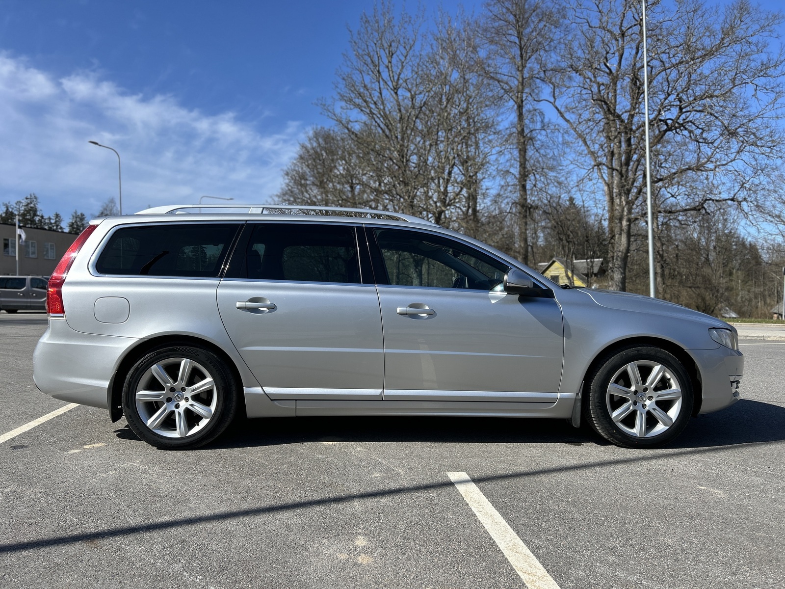 Volvo V70 2015, kuva 5/25