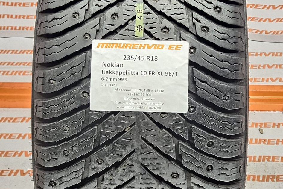 Used studded tire 235/45R18 Nokian Hakkapeliitta 10 FR XL 98/T