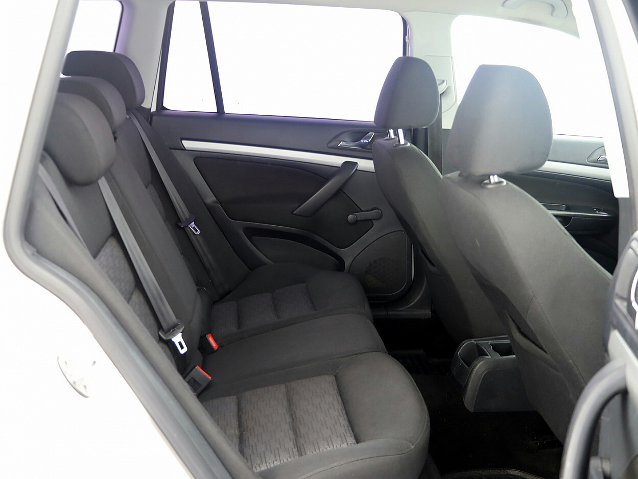 Škoda Octavia 2012, photo 7/7