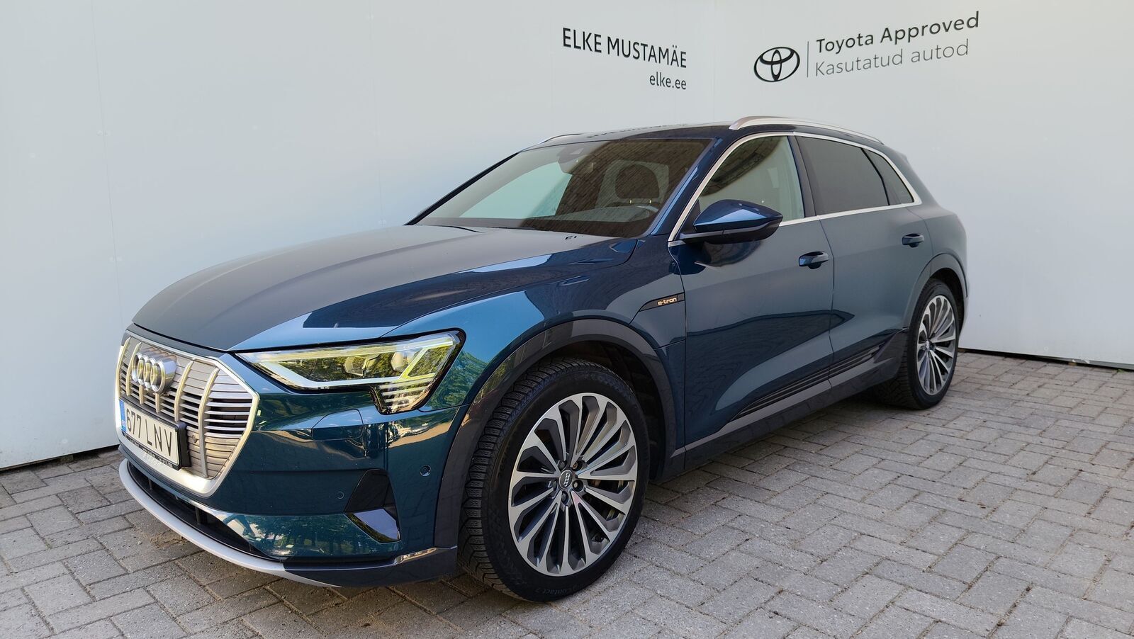 Audi e-tron