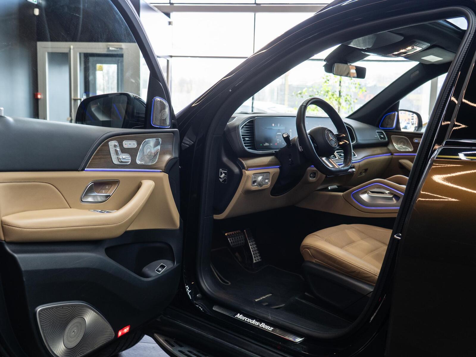 Mercedes-Benz GLS 450 2025, photo 4/15