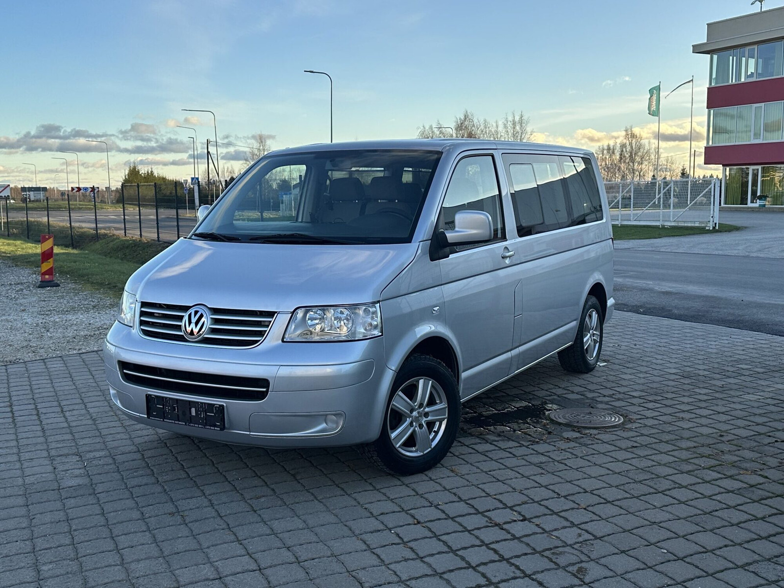 Volkswagen Caravelle 2007, photo 2/15
