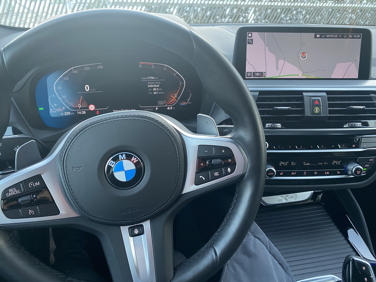 BMW X4 2021, kuva 3/5