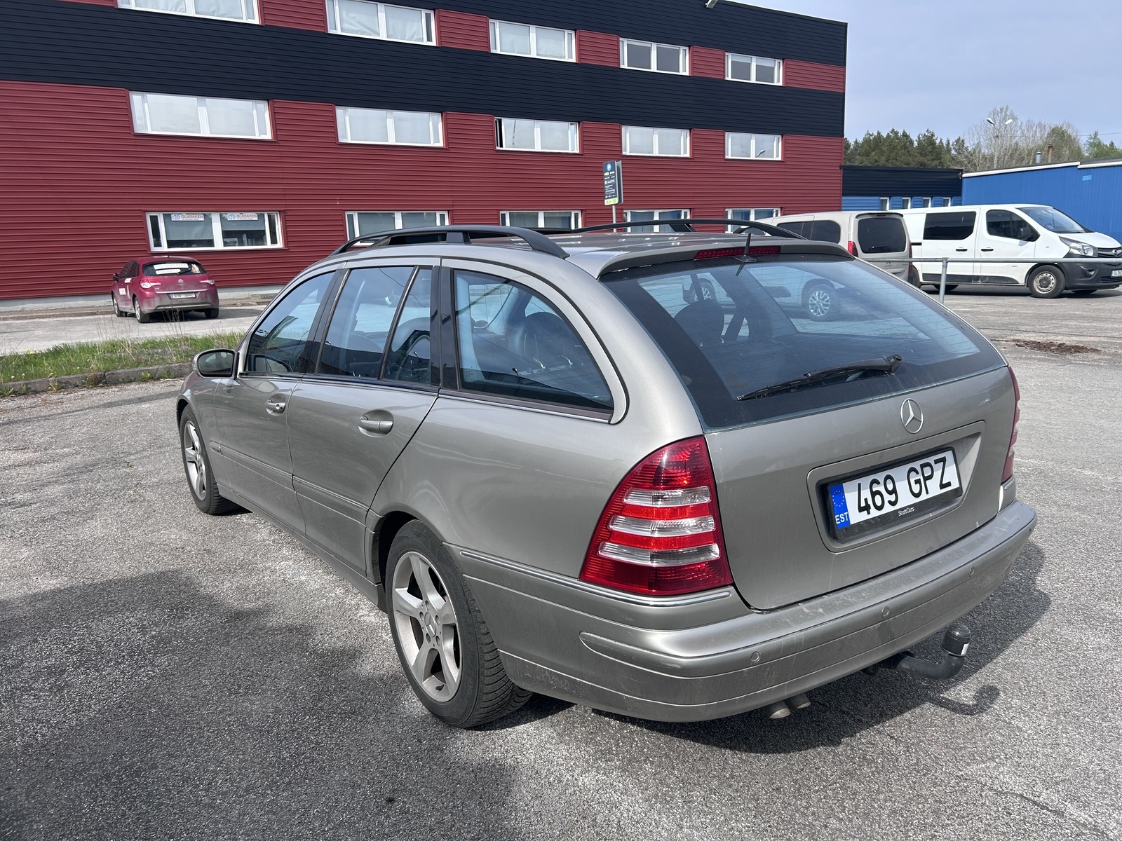 Mercedes-Benz C 220 2004, kuva 3/6