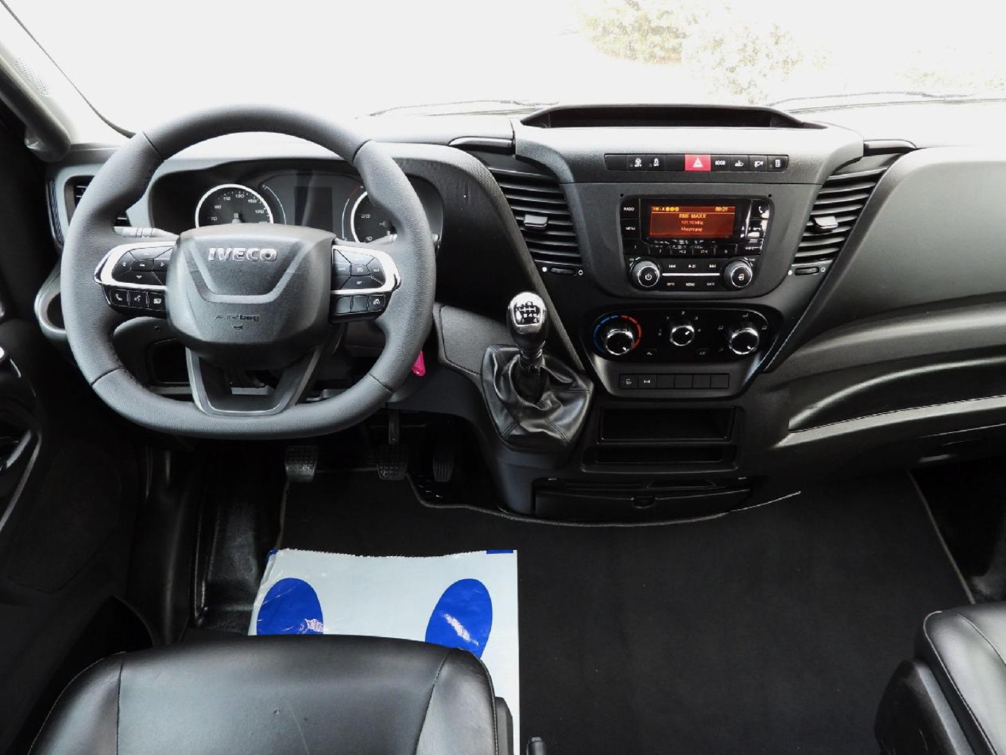 Iveco Daily 2020, photo 4/7