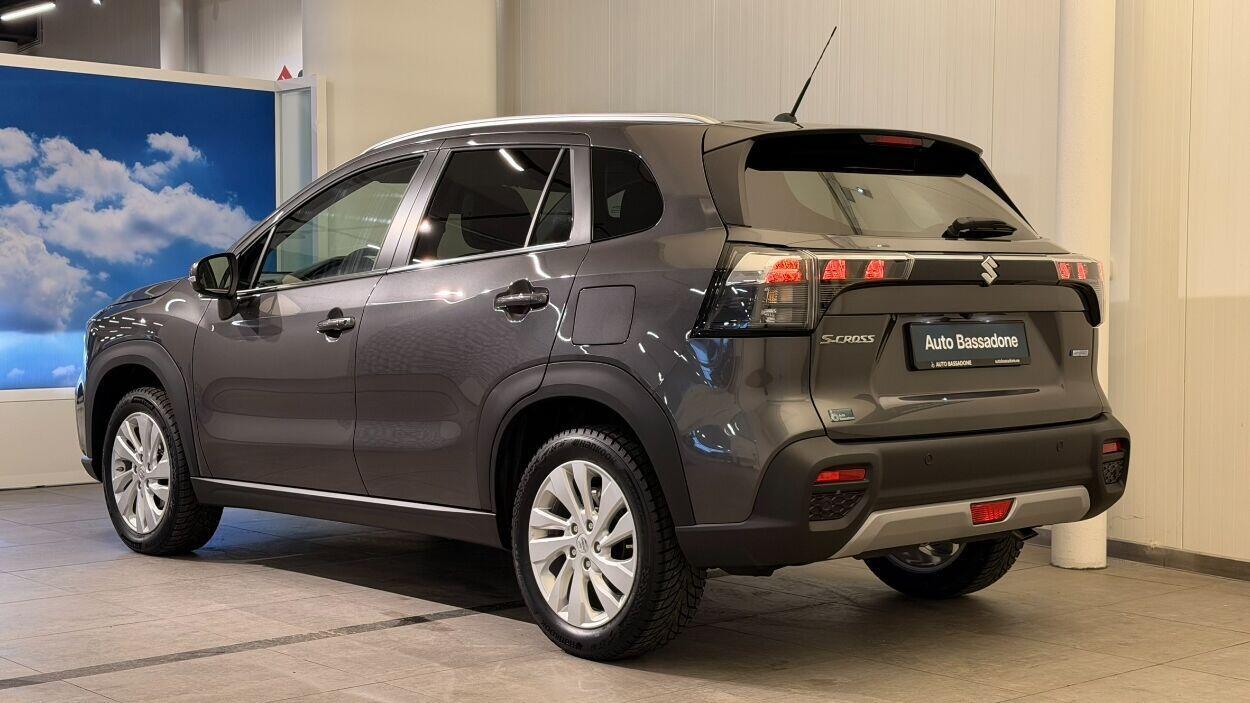 Suzuki S-Cross 2026, photo 4/10