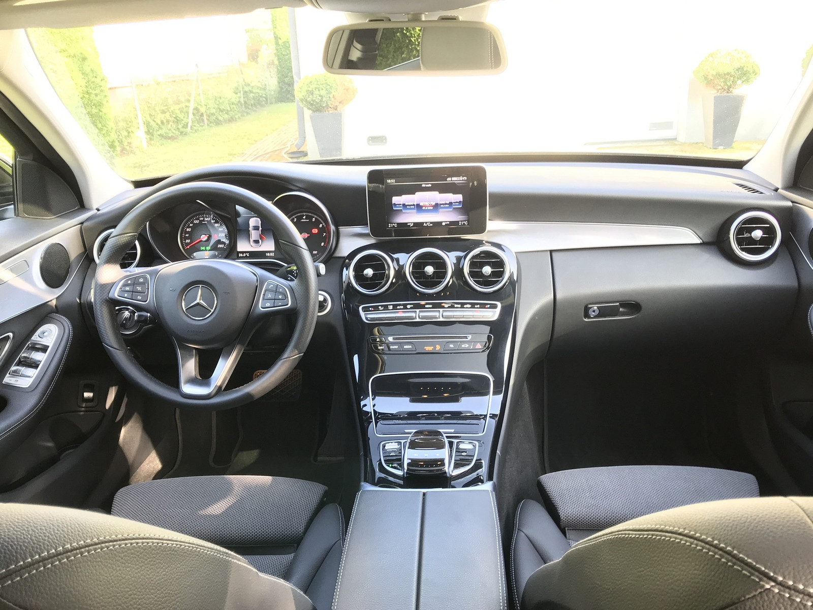 Mercedes-Benz C 180 2018, kuva 6/10