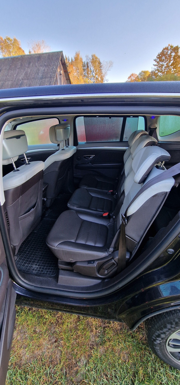 Renault Espace 2017, photo 7/16