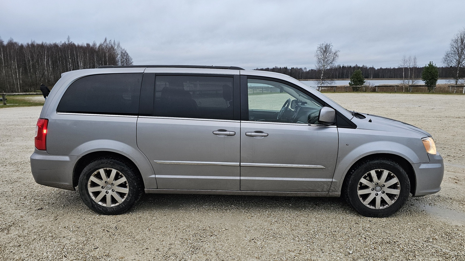 Chrysler Town & Country 2014, photo 5/10